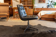 Load image into Gallery viewer, Vintage Steelcase Pollock Style Chair
