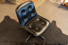 Load image into Gallery viewer, Vintage Steelcase Pollock Style Chair
