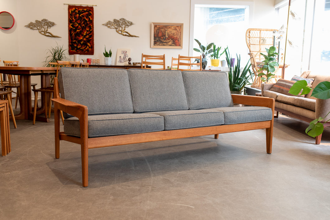 Restored Vintage Teak Sofa by Arne Wahl for Komfort