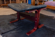Load image into Gallery viewer, Vintage Siesta Chair Ottoman
