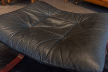 Load image into Gallery viewer, Vintage Siesta Chair Ottoman
