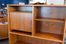 Load image into Gallery viewer, Vintage Poul Hundevad Bookshelf with Sliding Cabinet Topper
