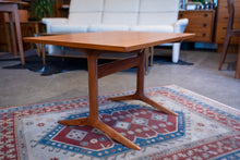 Load image into Gallery viewer, Vintage Teak France and Son Silverline Coffee table
