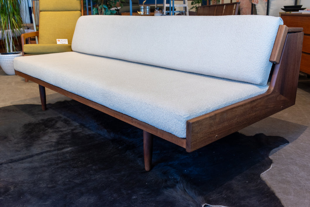 Vintage Convertible Day Bed in the style of Hans Wegner