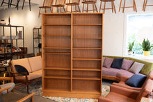 Load image into Gallery viewer, Large Teak Hundevad Book Shelf
