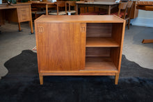Load image into Gallery viewer, Vintage Teak Record Cabinet / Display Cabinet with Shelves

