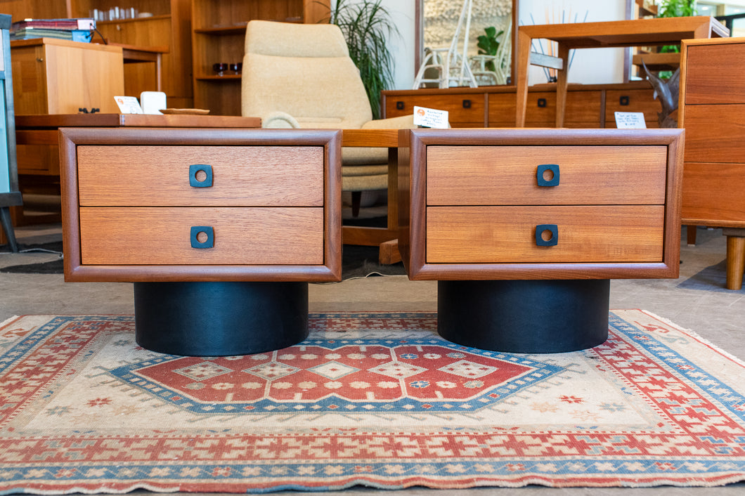 Vintage RS Associates Teak Night Stand Pair
