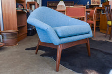 Load image into Gallery viewer, Restored Vintage Imperial Sofa and Matching Lounge Chair
