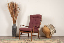 Load image into Gallery viewer, Chair - Parker Knoll Lounge Chair - 063
