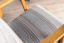 Load image into Gallery viewer, Vintage Lounge Chair
