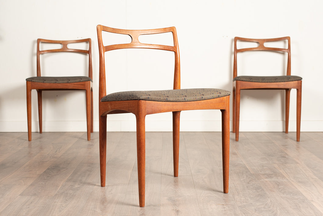 Vintage Model 94 Dining Chairs by Johannes Andersen For Christian Linneberg (Set of Four)