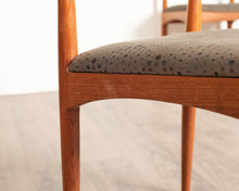 Load image into Gallery viewer, Vintage Model 94 Dining Chairs by Johannes Andersen For Christian Linneberg (Set of Four)
