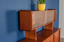 Load image into Gallery viewer, R. Huber Sideboard with Buffet Topper
