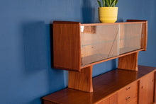 Load image into Gallery viewer, R. Huber Sideboard with Buffet Topper
