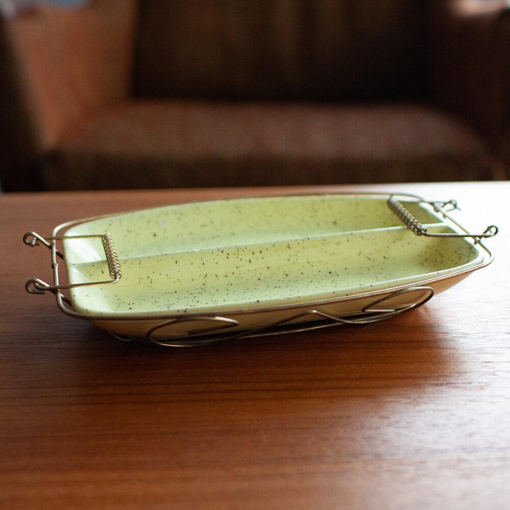 Yellow Speckled Divided Pickle Dish with Wire Holder - 610