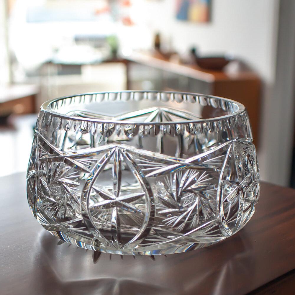 Large Pinwheel Crystal Bowl - 750