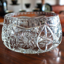 Load image into Gallery viewer, Large Pinwheel Crystal Bowl - 750
