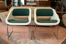Load image into Gallery viewer, Vintage Lotus Chair by Paul Boulva for Artopex
