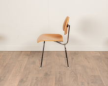 Load image into Gallery viewer, Eames Molded Plywood Dining Chair Metal Base (DCM)
