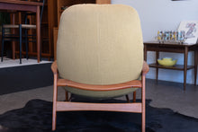 Load image into Gallery viewer, R. Huber Scoop Chair
