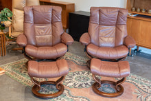 Load image into Gallery viewer, Pair of Ekornes Stressless Recliner and Ottoman - Brown
