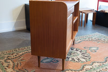 Load image into Gallery viewer, Vintage Record/Liquor Cabinet
