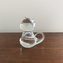 Load image into Gallery viewer, Glass Cat Figurine
